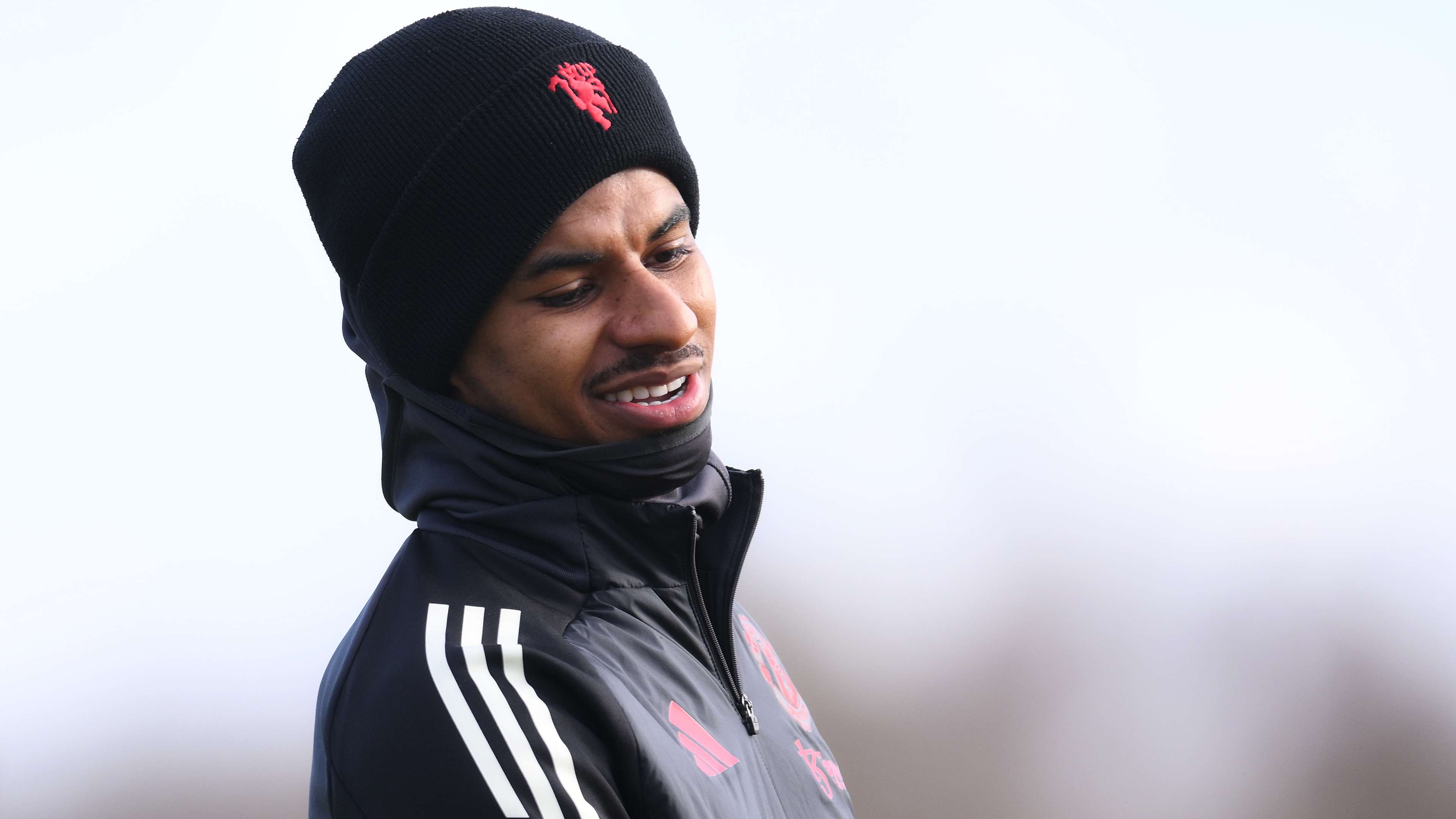 中攻防俱佳 中攻防俱佳